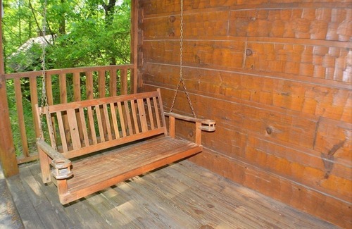 Pigeon Forge Cabin | Fever 1 Bedroom Cabin by RedAwning