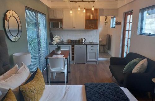 Bloemfontein Apartment | Fevertree cottage