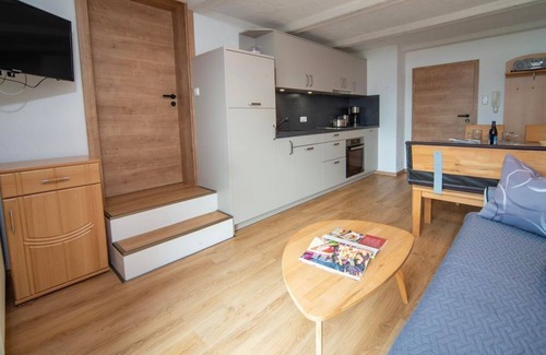 Eisenberg Apartment | Fewo Bergblick mit Südbalkon - Echtler, Haus