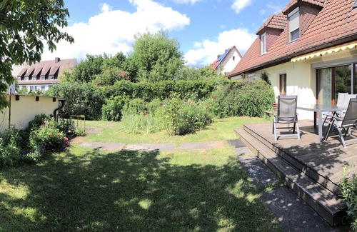 Hammelburg Apartment | Fewo-hammelburg Gemütliche, Geräumige Ferienwohnung mit Terrasse und Garten