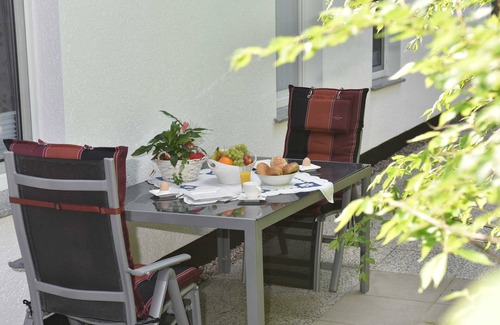 Dierhagen Ost Apartment | FeWo I-3 - Hotel Haus Windhook (directly at the Baltic Sea)