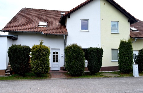 Dolni Lanov Apartment | FEWO Klaus in the house Leticia