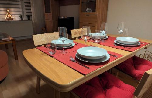 Oberwiesenthal Apartment | FeWo Lotti - 5 Personen, ruhige Lage, WLAN