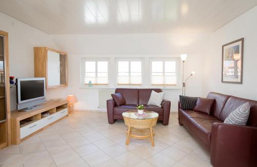 Groemitz Apartment | FeWo Oberdeck - Königsberger Allee 28