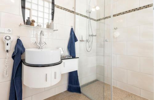 Sassnitz Apartment | FeWo Wellenspiel