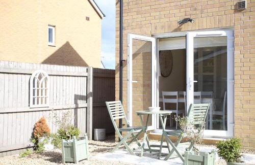 Crynant House | Ffordd Y Meillion
