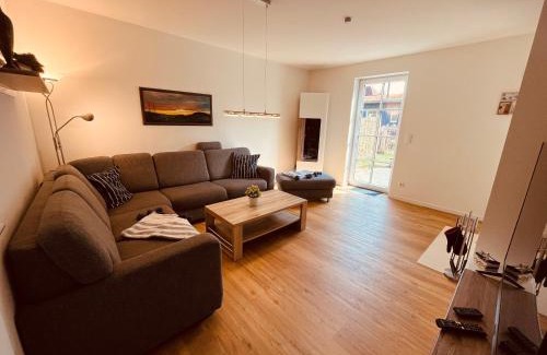 Born auf dem Darss House | FH Rosengang - fuer 6 Personen, Kamin, Terrasse, Garten