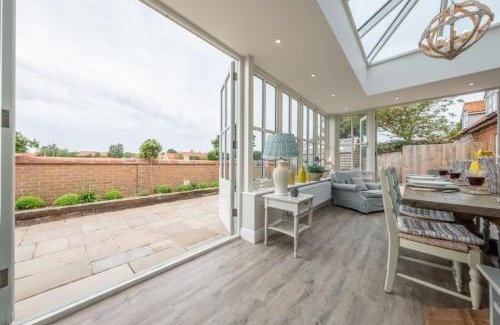 Burnham Market House | Field Piece Cottage