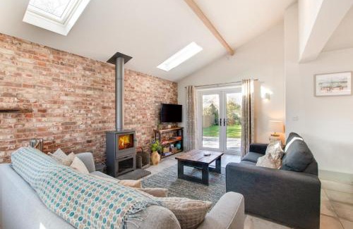 Hindolveston House | Field View