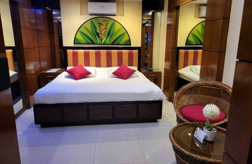 Balibago Hotel | Fields Palace Hotel
