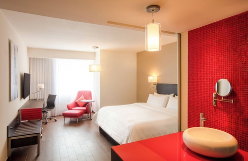 Monterrey Centro Hotel | Fiesta Inn Express Monterrey Centro