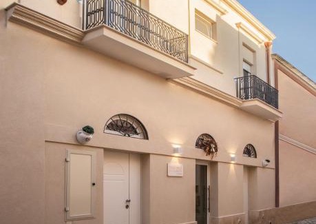Brindisi Histotic Center Apartment | Filia Solis - Old Town SUITEs & SPA