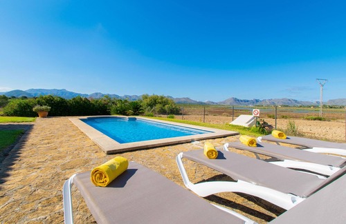 Alcudia Cottage | Finca ALBUFERETA for 4 with swimming pool and views in Alcudia
