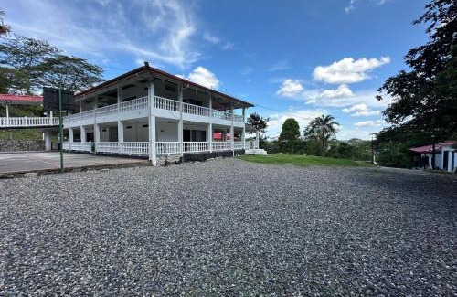 Villavicencio Bed & Breakfast | Finca Hotel Windsor Campestre