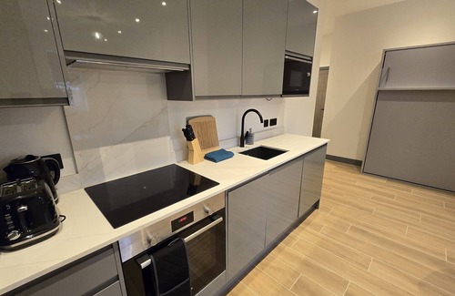 West Finchley Apartment | Finchley Stylish 1-Bed | Great Location