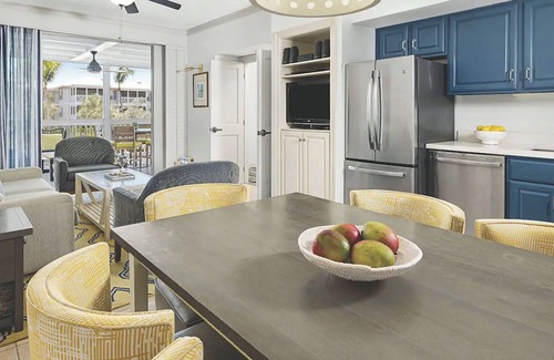Key West Resort | 𝐅𝐢𝐧𝐝𝐢𝐧𝐠 𝐌𝐞𝐢𝐥𝐢 Dream Getaway at the Beach House Resort+Amenities. 2BR
