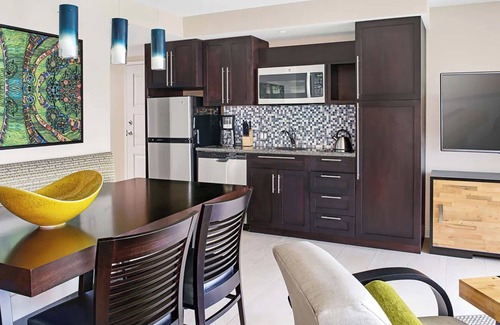 Estate Bethany Resort | 𝐅𝐢𝐧𝐝𝐢𝐧𝐠 𝐌𝐞𝐢𝐥𝐢-Luxe Beachfront Cruz Bay Resort+Westin Amenities. 2BR