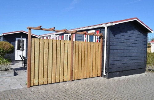 Serooskerke Ski Chalet | Fine and clean chalet centrally located
