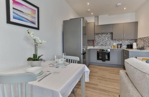 Muston Apartment | Finest Retreats - Belle House, Apt 5
