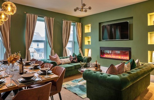 Rhyd-y-clafdy Apartment | Finest Retreats - Peace Retreats