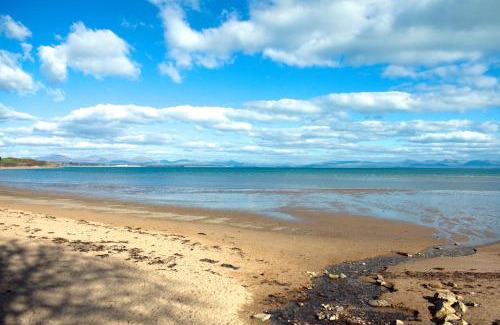 Rhyd-y-clafdy Apartment | Finest Retreats - Peace Retreats
