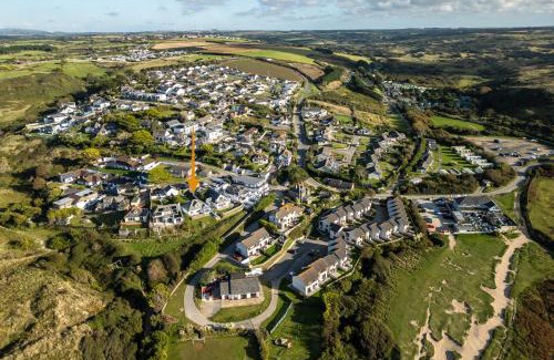 Holywell House | Finest Retreats - Romany Rye