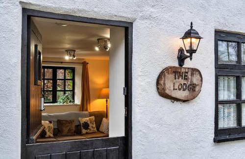 Trusham House | Finest Retreats - The Lodge at The Cridford Inn