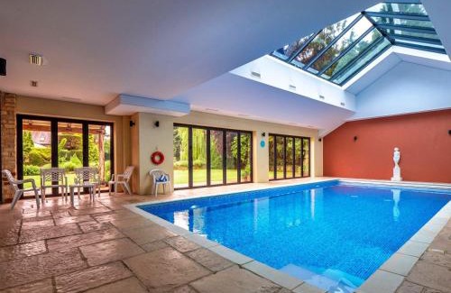Kingham House | Finest Retreats - The Loft