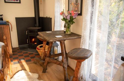 Beaworthy House | Finest Retreats - The Tree House - Eco-Friendly, Back to Nature Experience