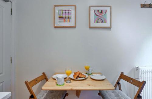 Cawsand Apartment | Finest Retreats - Upper Deck