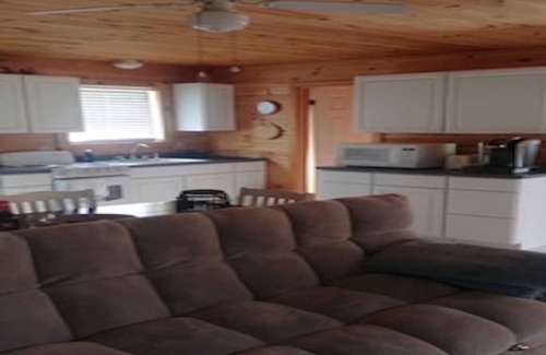 Prattsburgh Cottage | Finger Lakes Cottage