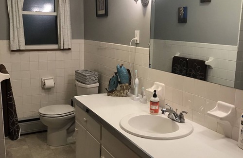 Dryden House | Finger Lakes Home Base