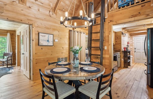 Rutherfordton Cabin | Fire Pit & BBQ: Lake Lure Cabin w/Outdoor Oasis!