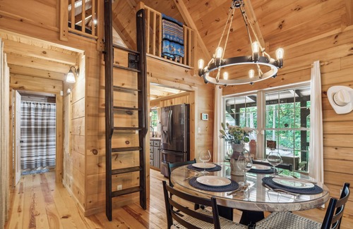 Rutherfordton Cabin | Fire Pit & BBQ: Lake Lure Cabin w/Outdoor Oasis!