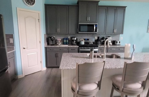 Millville Villa | Firepit | Beach Shuttle | Pools | Office | Smart TVs