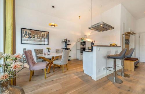 Sellin Apartment | FIRST Avalon