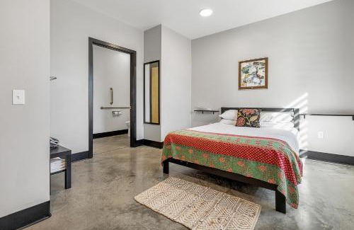 Pacific Hotel | First Floor Room With Chef's Kitchen And Pool