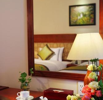 Tan Binh Hotel | First Hotel