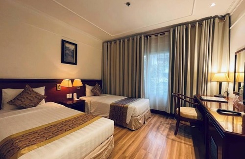 Tan Binh Hotel | First Hotel