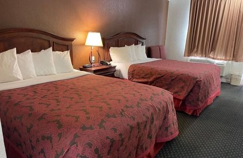 Grand Junction Hotel | First Interstate Inn