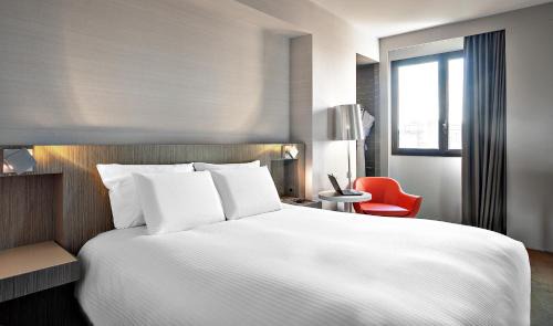 Matabiau Hotel | FirstName Toulouse, part of JdV by Hyatt