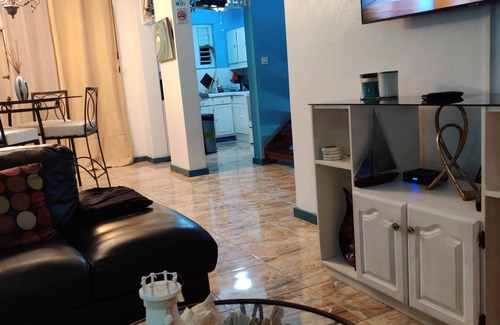 Ocho Rios Apartment | Fisherman's Point Ocean View Hotel