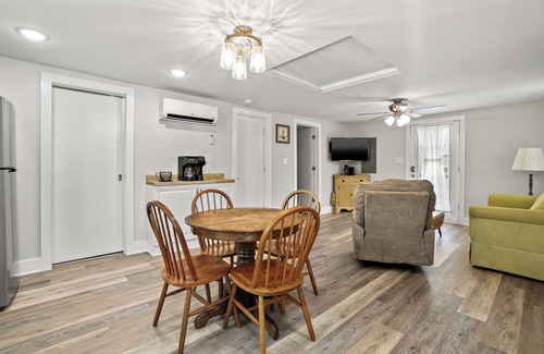 Chincoteague Cottage | Fisherman's Cottage - Charming cottage close to town!