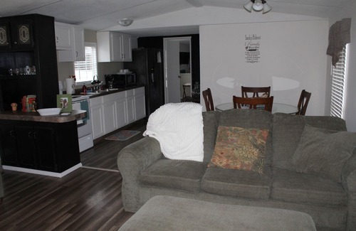 Kuttawa House | Fishermen, Quilters and Travelers love Sandy's Hideout