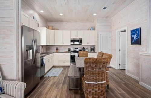 Rockport House | Fishful Thinking! Pool on the water, Kayaking & Fishing
