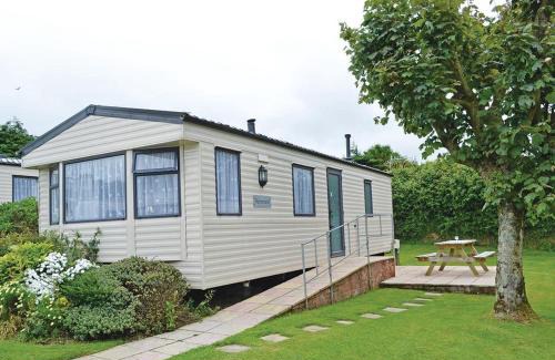 Fishguard Resort | Fishguard Holiday Park