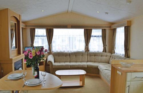 Fishguard Resort | Fishguard Holiday Park