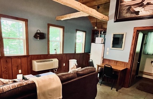 Cadiz Cabin | Fishin' Hole