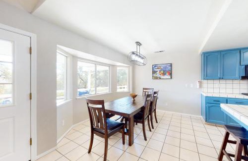 Oakhurst House | Five Oaks Circle Ranch