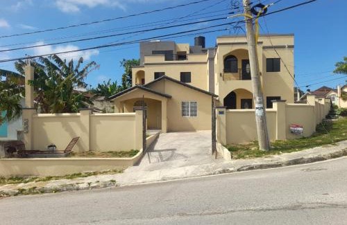 Rhyne Park Village House | FIVESIXTY Park Place